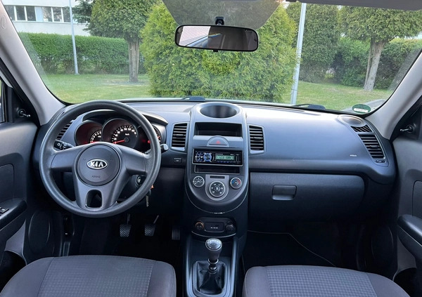 Kia Soul cena 21500 przebieg: 182599, rok produkcji 2009 z Wałbrzych małe 667